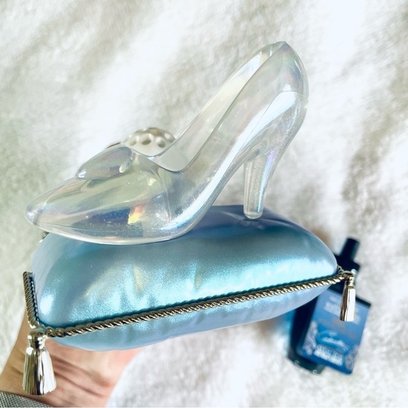 NWT Bath & Body Works Disney Princess Collection, SOLD OUT Cinderella Wallflower - Picture 4 of 10